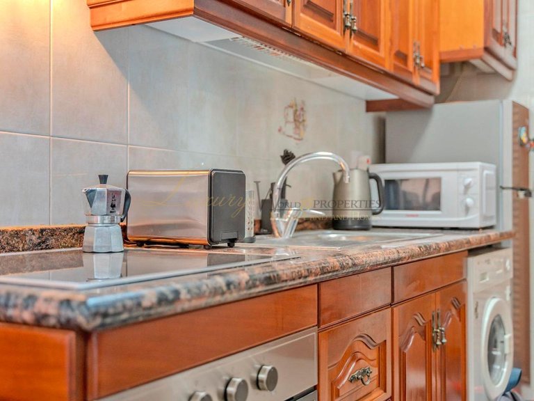 Apartment for Sale in Las Galletas, Tenerife, España 10