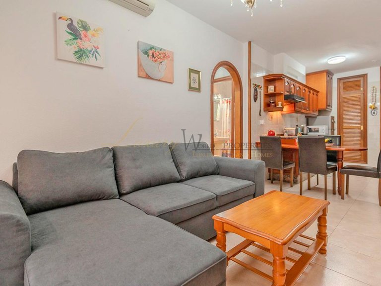 Apartment for Sale in Las Galletas, Tenerife, España 4