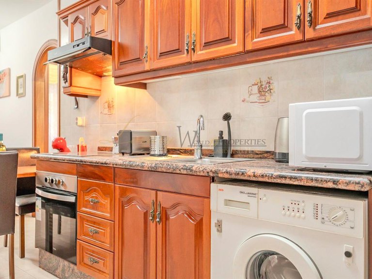 Apartment for Sale in Las Galletas, Tenerife, España 8