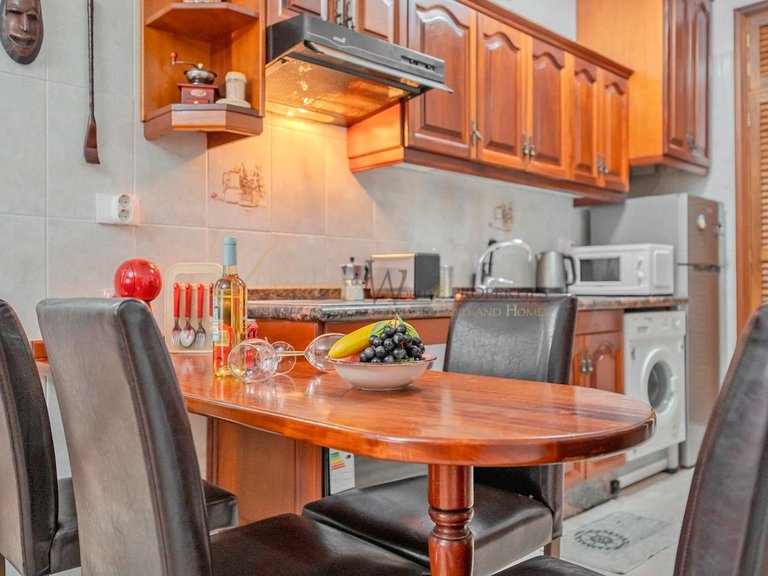 Apartment for Sale in Las Galletas, Tenerife, España 6
