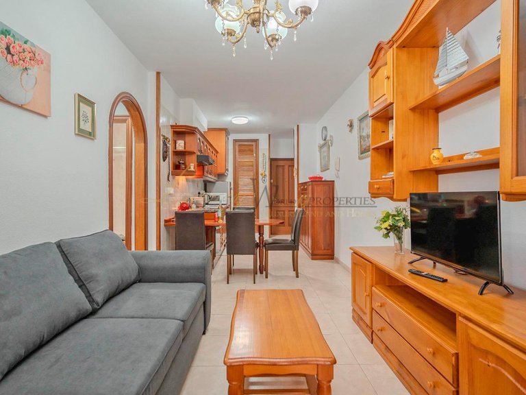 Apartment for Sale in Las Galletas, Tenerife, España 3