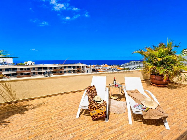 Penthouse for Sale in Los Gigantes, Tenerife, España 1