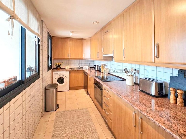 Penthouse for Sale in Los Gigantes, Tenerife, España 17