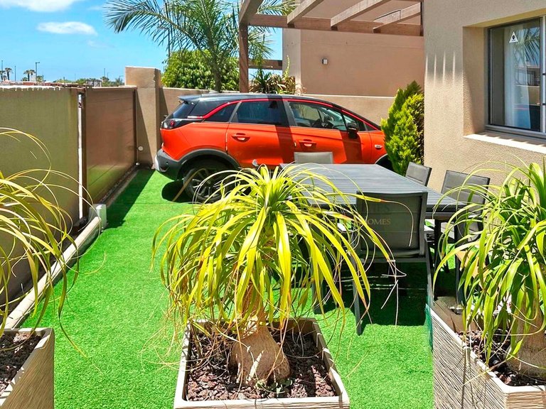 Villa for Sale in Amarilla Golf, Tenerife, España 37