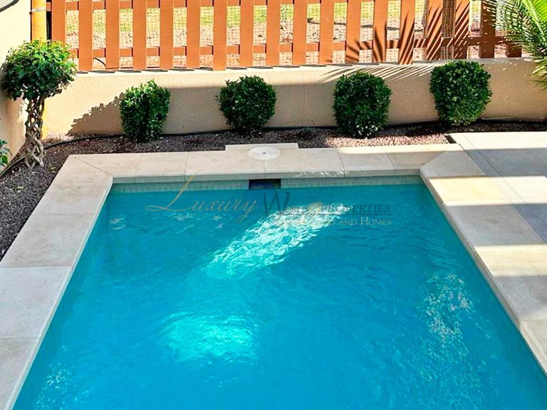 Villa for Sale in Amarilla Golf, Tenerife, España 13