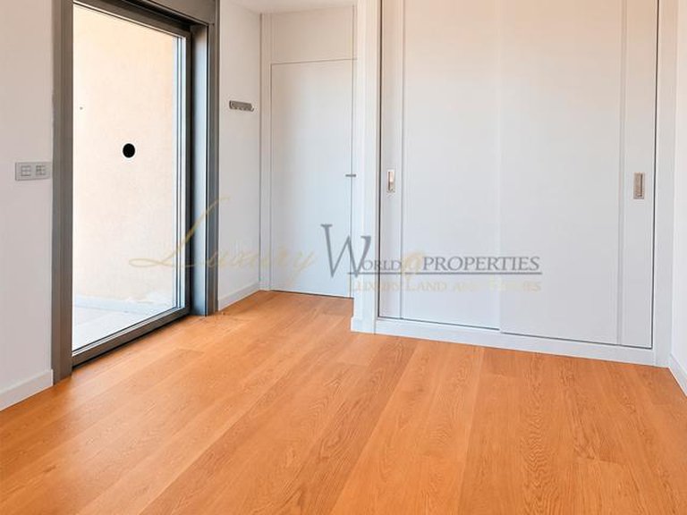 Villa for Sale in Amarilla Golf, Tenerife, España 30