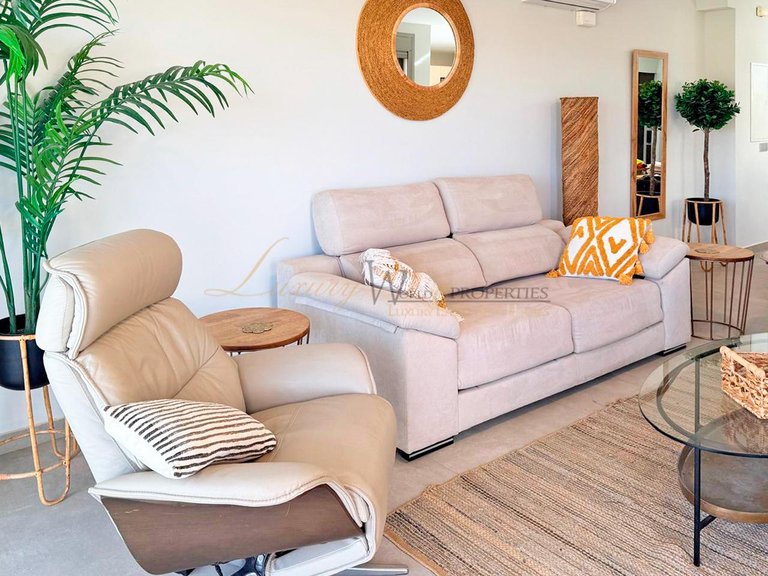 Villa for Sale in Amarilla Golf, Tenerife, España 15