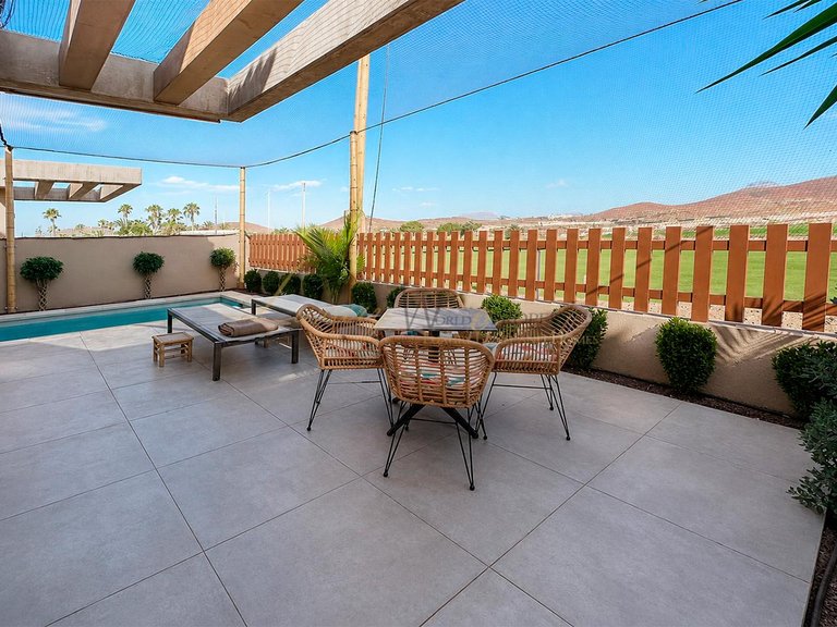 Villa for Sale in Amarilla Golf, Tenerife, España 9