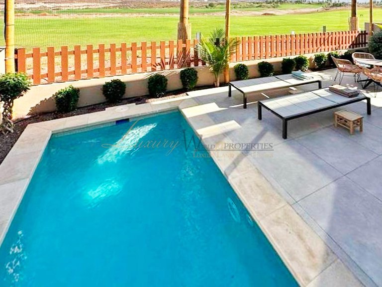 Villa for Sale in Amarilla Golf, Tenerife, España 12