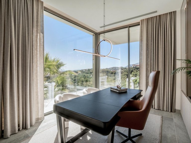 Villa for Sale in Benahavís, Malaga 21