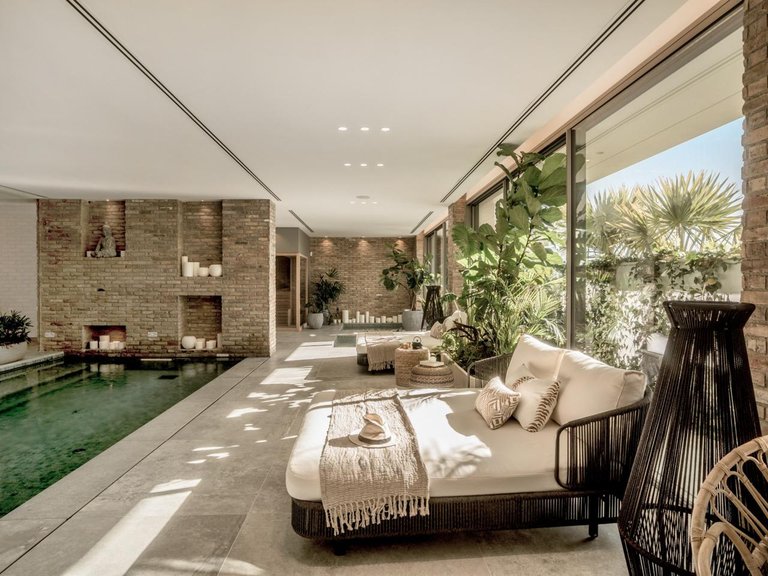 Villa for Sale in Benahavís, Malaga 11