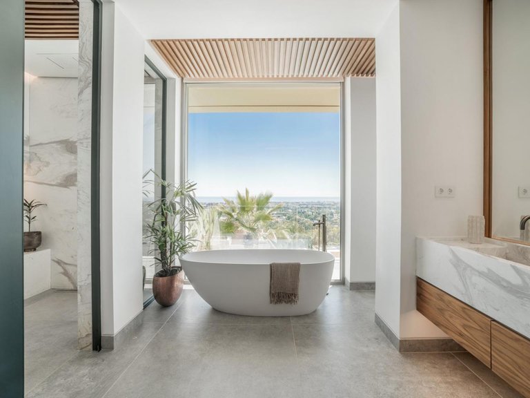 Villa for Sale in Benahavís, Malaga 26