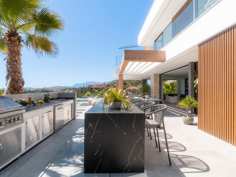 Villa for Sale in Benahavís, Malaga 48