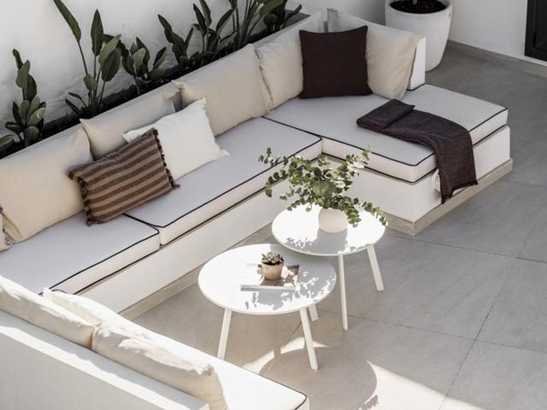 Villa for Sale in San Pedro Alcántara, Malaga 2