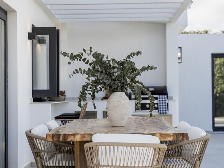 Villa for Sale in San Pedro Alcántara, Malaga 3