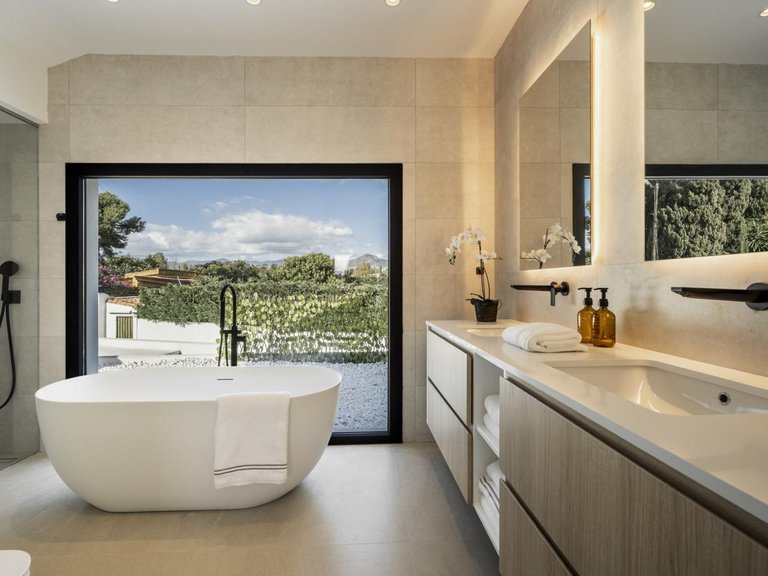 Villa for Sale in San Pedro Alcántara, Malaga 17