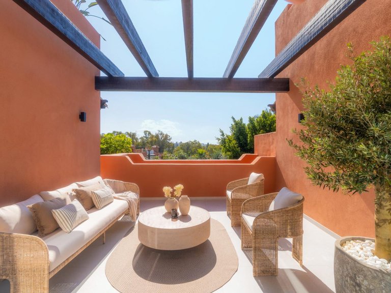 Penthouse for Sale in Marbella, Malaga 37