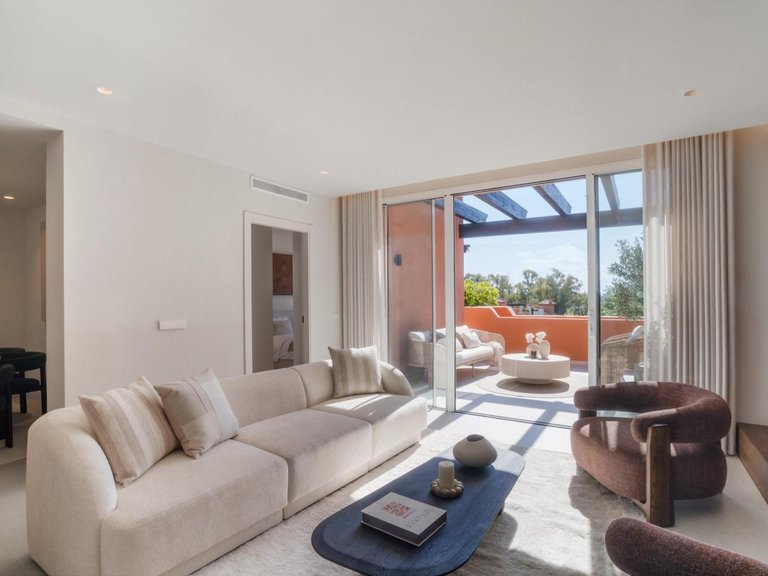 Penthouse for Sale in Marbella, Malaga 18