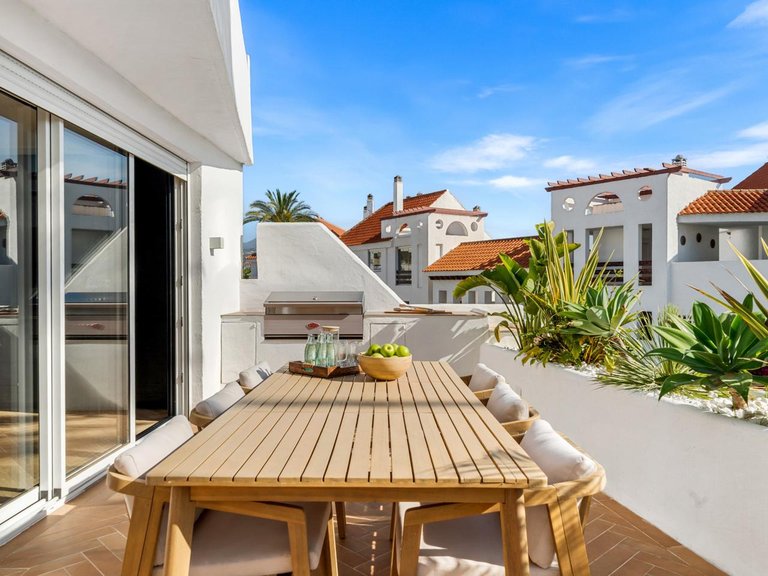 Apartment for Sale in Marbella, Malaga 12