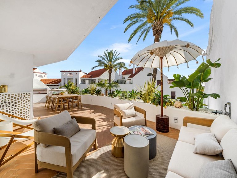Apartment for Sale in Marbella, Malaga 11