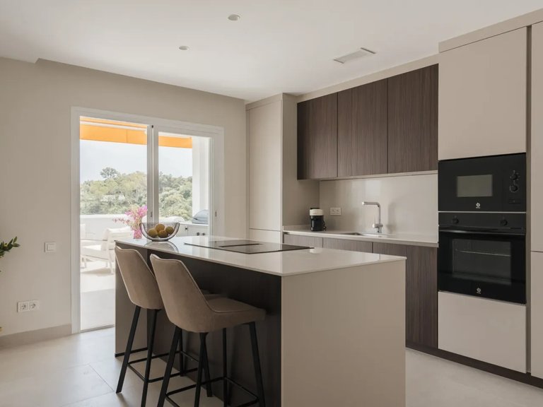 Apartment for Sale in Benahavis, Malaga 6