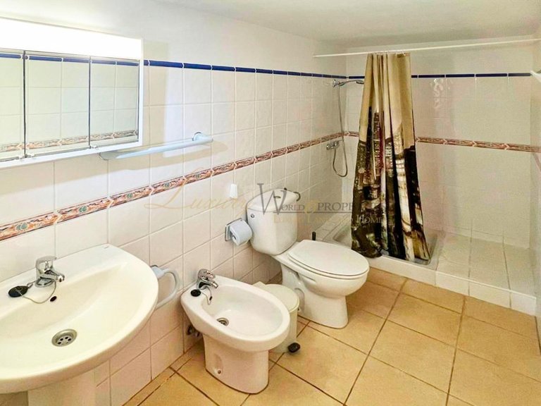 Apartment for Sale in Valle San Lorenzo, Tenerife, España 7