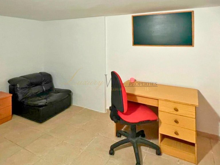 Apartment for Sale in Valle San Lorenzo, Tenerife, España 6