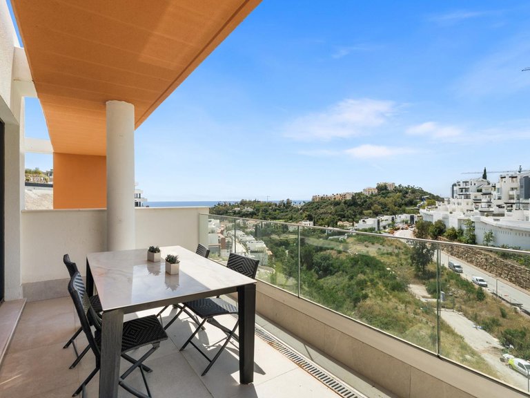 Penthouse for Sale in Benahavís, Malaga 15