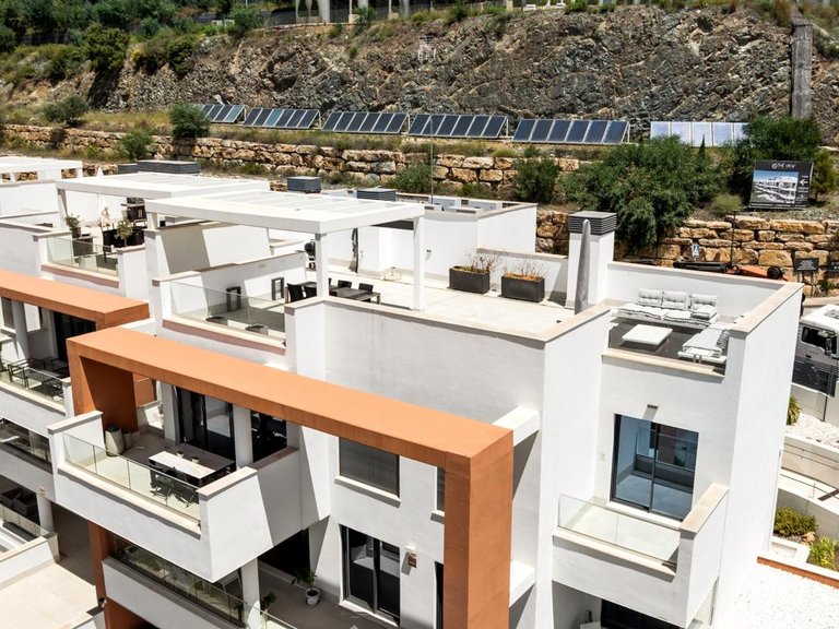 Penthouse for Sale in Benahavís, Malaga 16