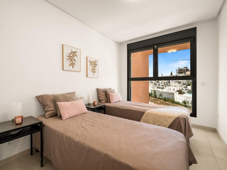 Penthouse for Sale in Benahavís, Malaga 7