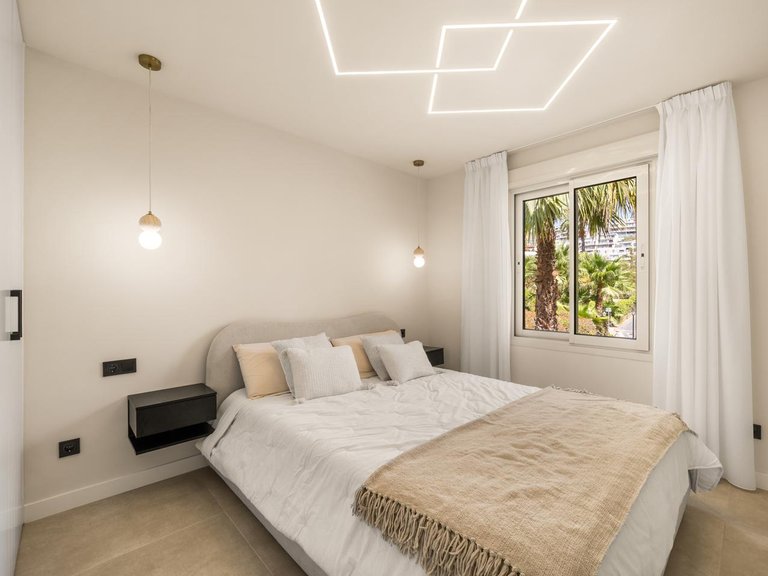 Apartment for Sale in Marbella, Malaga 21