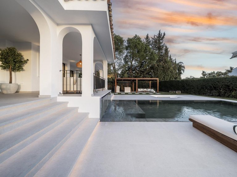 Villa for Sale in Marbella, Malaga 39