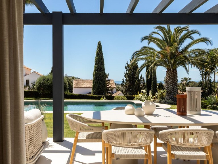 Villa for Sale in Benahavís, Malaga 32