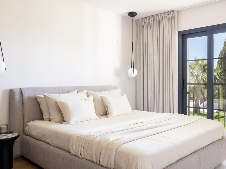 Villa for Sale in Benahavís, Malaga 10