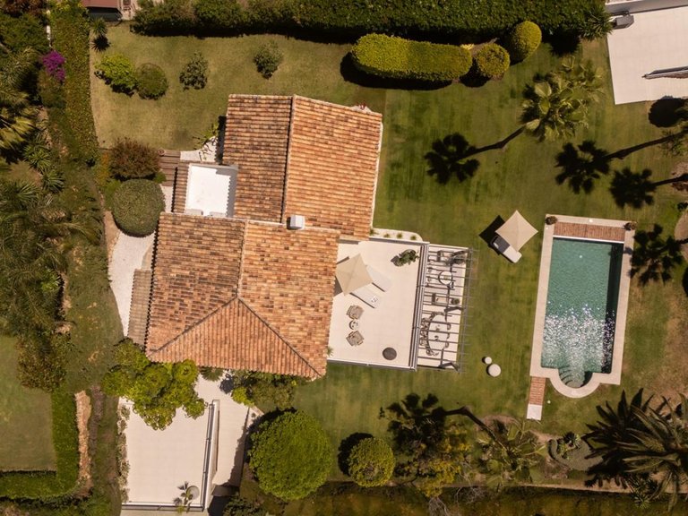 Villa for Sale in Benahavís, Malaga 39