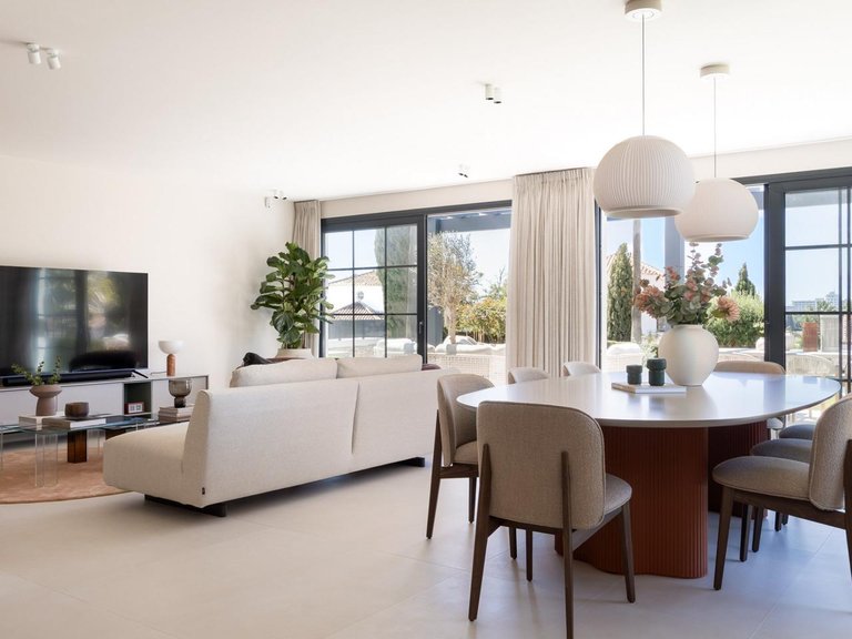 Villa for Sale in Benahavís, Malaga 17