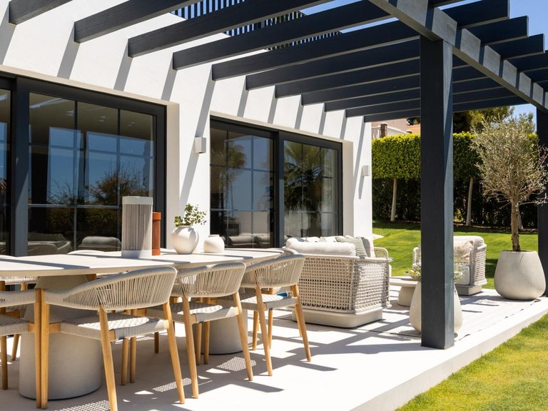 Villa for Sale in Benahavís, Malaga 35