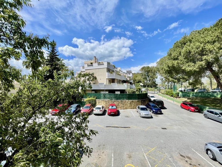 Apartment for Sale in Marbella, Malaga 12
