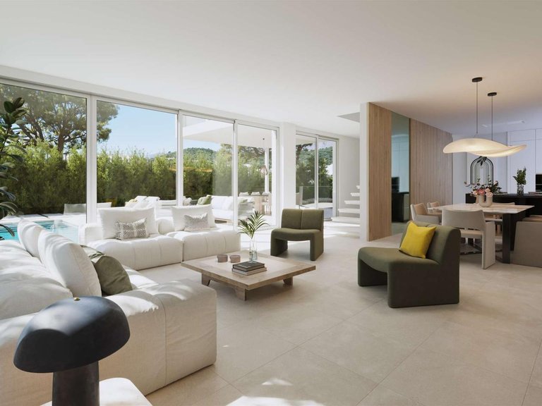 Villa for Sale in Estepona, Malaga 2