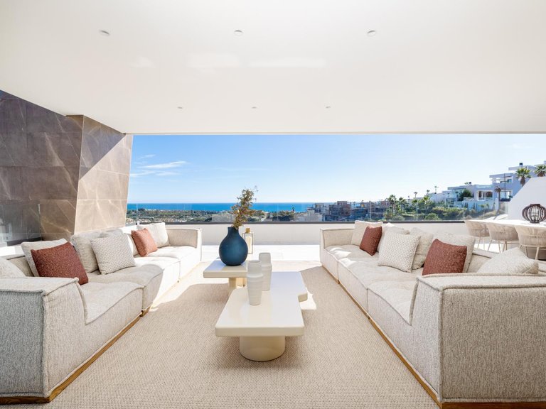 Penthouse for Sale in Estepona, Malaga 17