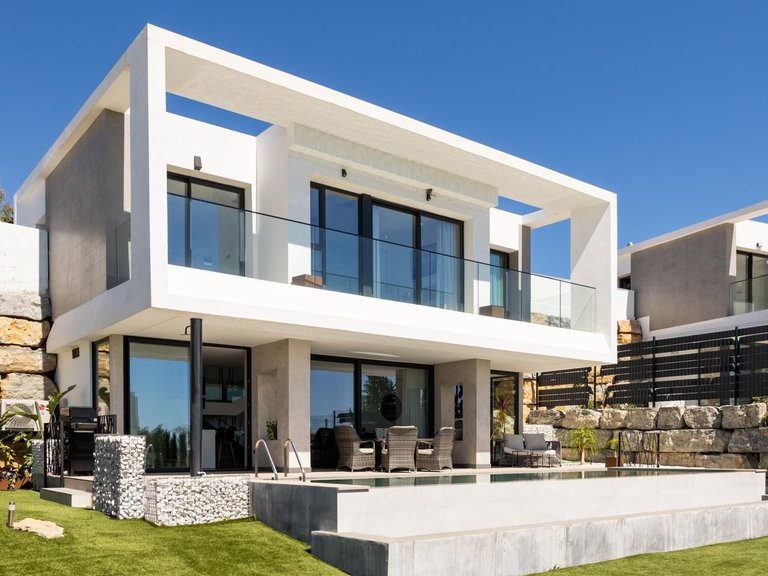 Villa for Sale in Estepona, Malaga 13