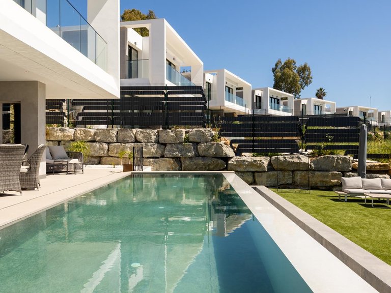 Villa for Sale in Estepona, Malaga 3
