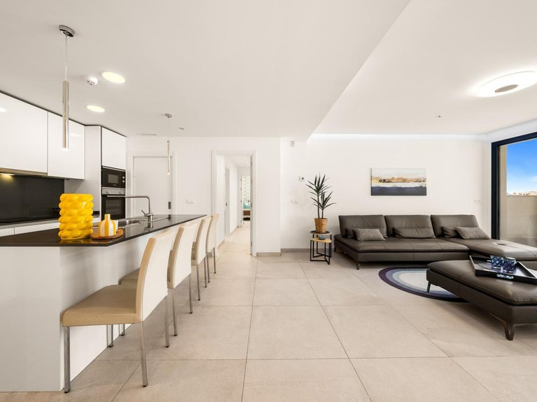 Penthouse for Sale in Benahavís, Malaga 2