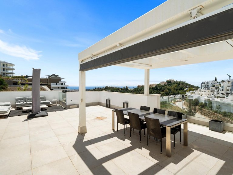 Penthouse for Sale in Benahavís, Malaga 8