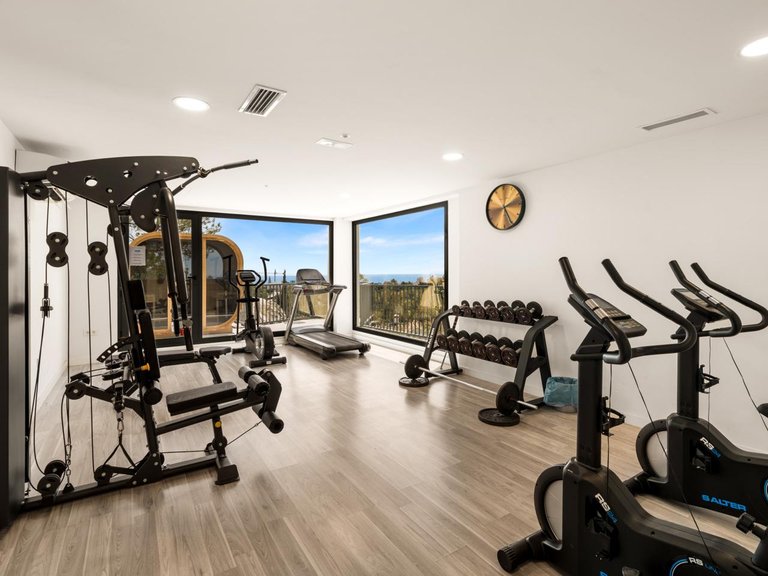 Penthouse for Sale in Benahavís, Malaga 6