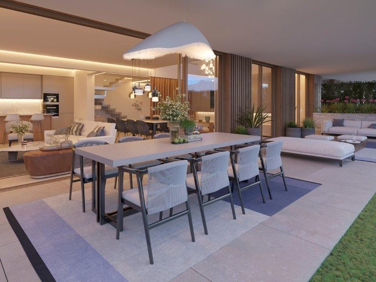 Villa for Sale in Estepona, Malaga 1