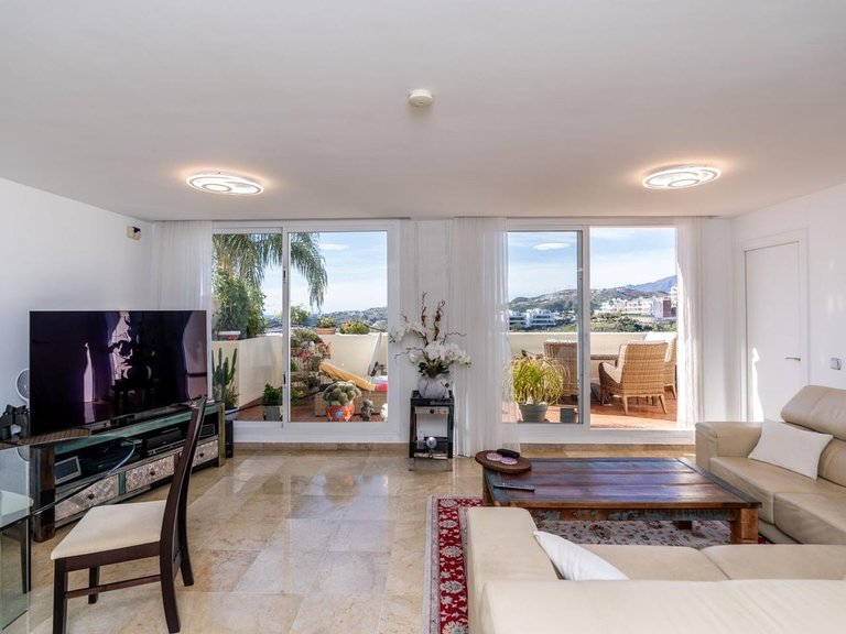 Apartment for Sale in Benahavís, Malaga 7