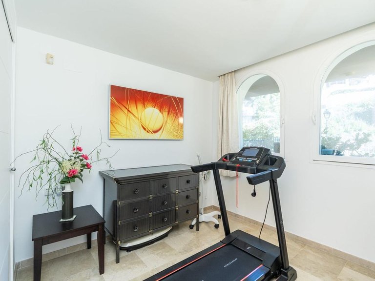 Apartment for Sale in Benahavís, Malaga 14