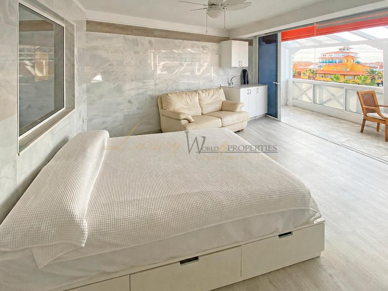 Penthouse for Sale in Playa De Las Americas, Tenerife, España 12