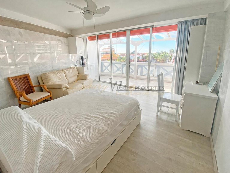 Penthouse for Sale in Playa De Las Americas, Tenerife, España 13